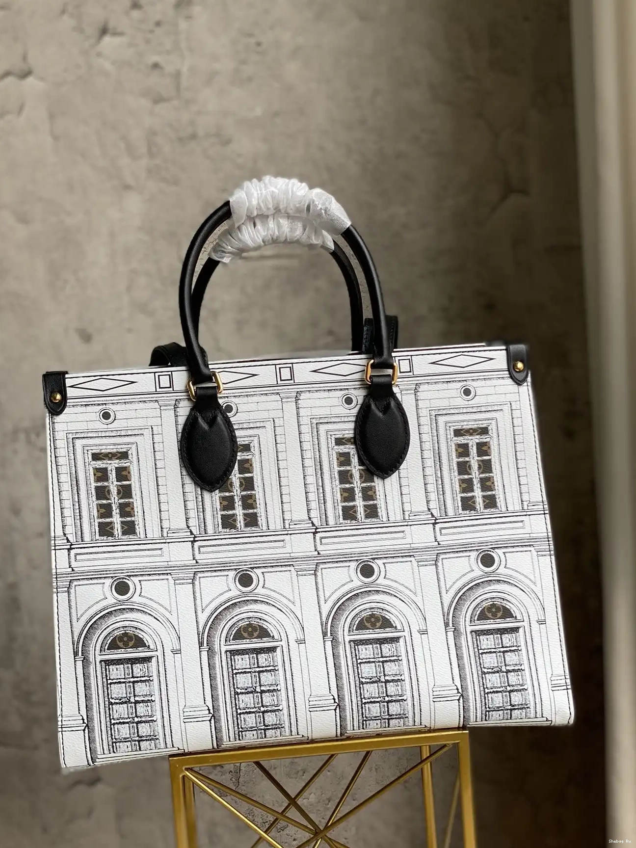 LOUIS MM VUITTON ONTHEGO 0611